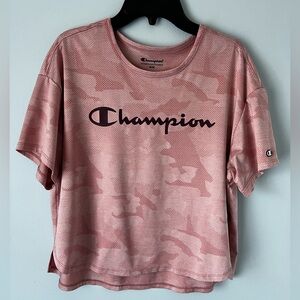 Cropped Champion Pink Camo Logo Short Sleeve Tee, Medium